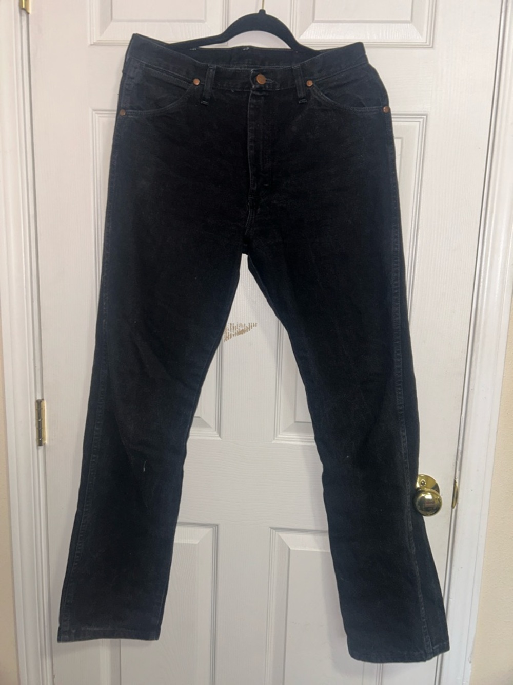 Wrangler Black Relaxed Fit Jeans